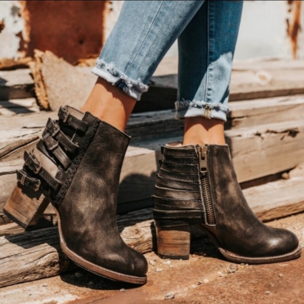 Freebird Hermosa Bootie size 9